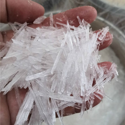 गुणवत्ता  99.5% L Dl Pure Menthol Crystals CAS 89-78-1 Natural Food Additive कारखाना