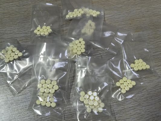 मौखिक GS-441524 टैबलेट 20mg 40mg 50mg 60mg स्थिर एंटीवायरल फार्मूला के साथ बिल्लियों में FIP के लिए